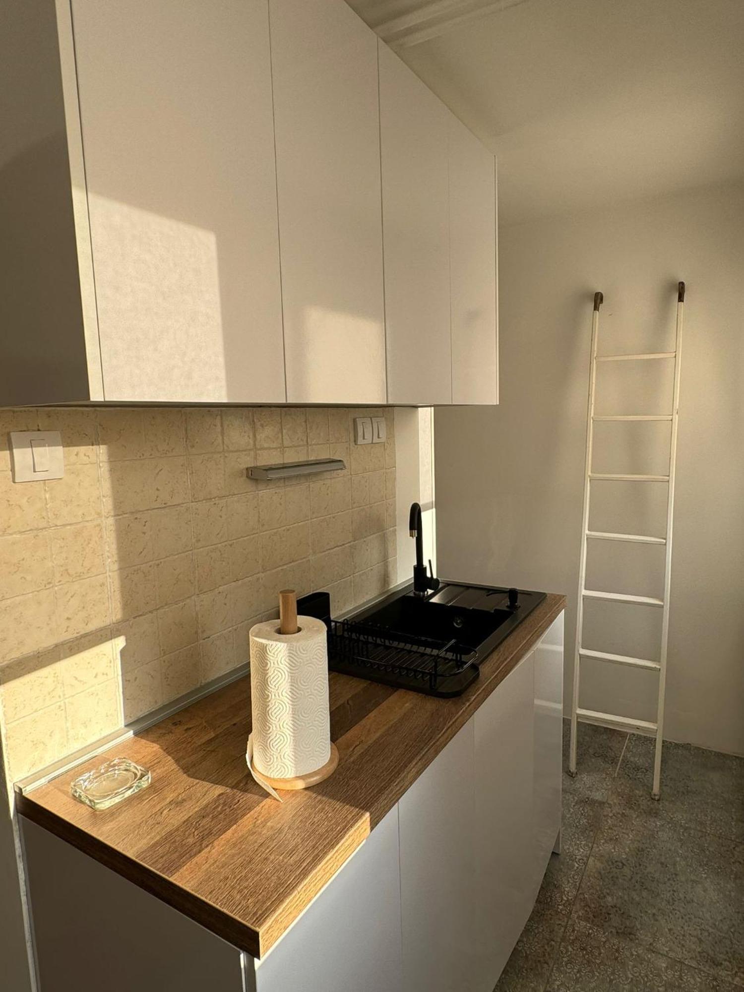 Balconia Sunny Apartment In Centre Of Beograd Bagian luar foto