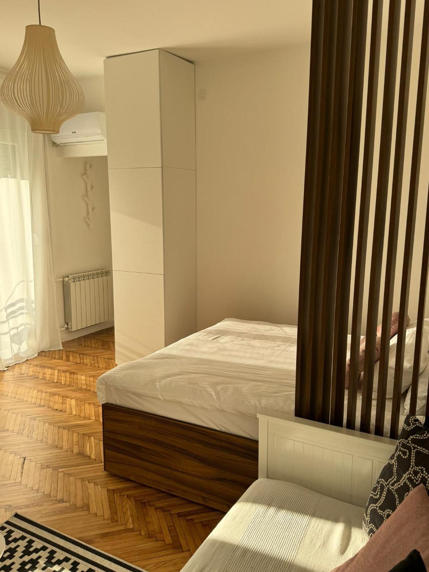 Balconia Sunny Apartment In Centre Of Beograd Bagian luar foto